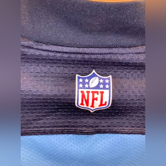NFL Nike HyperWarm Dri-Fit Tennessee Titans shirt Men’s size Small - Picture 5 of 11